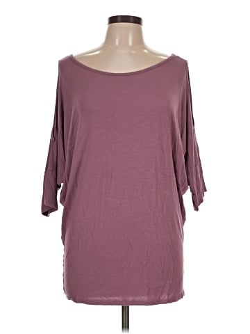Emma's Closet 3/4 Sleeve Top (view 1)