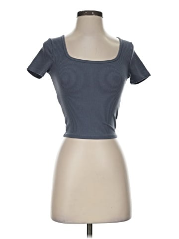 Hollister Short Sleeve T-Shirt (view 1)
