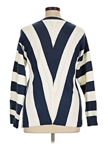 Unbranded Pullover Sweater (view 2)