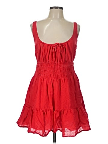 Abercrombie & Fitch Cocktail Dress (view 1)
