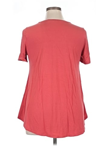LOGO by Lori Goldstein Short Sleeve T-Shirt (view 2)