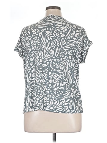 Nicole Miller New York Short Sleeve T-Shirt (view 2)