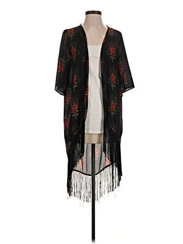Romeo & Juliet Couture Kimono (view 1)