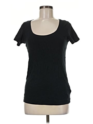 Gap Short Sleeve T-Shirt (view 1)