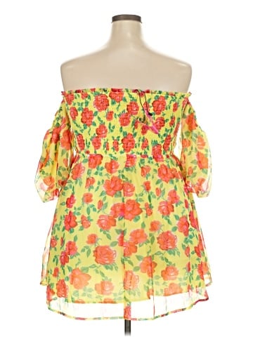 Betsey Johnson Casual Dress (view 2)