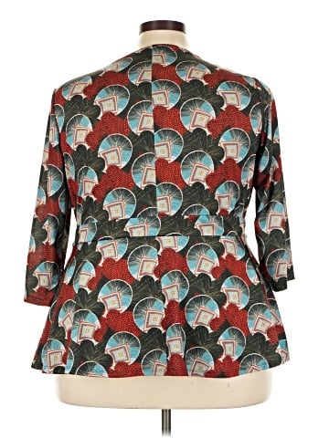 Isabel + Alice 3/4 Sleeve Top (view 2)