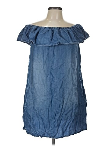 Taylor & Sage Casual Dress (view 1)