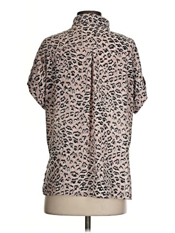 Le Lis Short Sleeve Blouse (view 2)