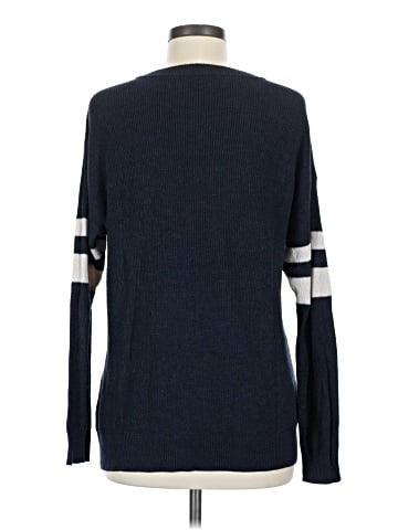 American Eagle Outfitters Pullover Sweater (view 2)