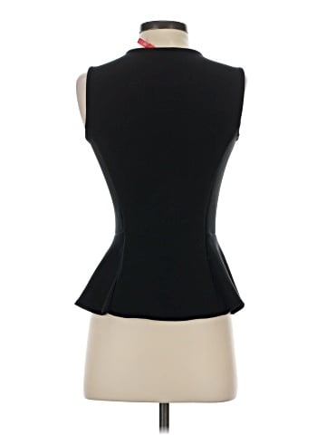 SPANX Sleeveless T-Shirt (view 2)