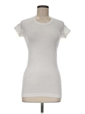 Lululemon Athletica Short Sleeve T-Shirt (view 1)