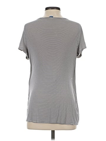 Old Navy - Maternity Short Sleeve T-Shirt (view 2)