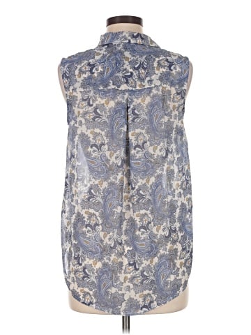 H&M Sleeveless Button-Down Shirt (view 2)
