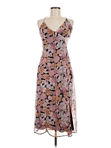 Le Lis Casual Dress (view 1)