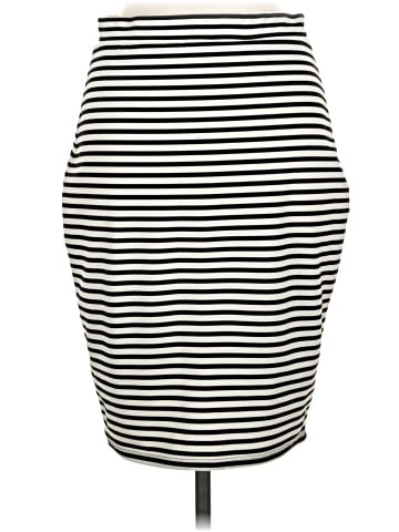 Charlotte Russe Casual Skirt (view 2)