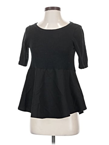 Urban Outfitters 3/4 Sleeve T-Shirt (view 1)