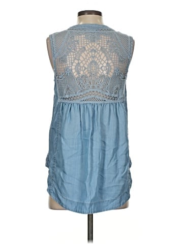 Holding Horses Sleeveless Button-Down Shirt (view 2)