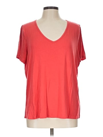 Old Navy Short Sleeve T-Shirt (view 1)