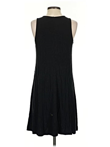 Old Navy Casual Dress (view 2)