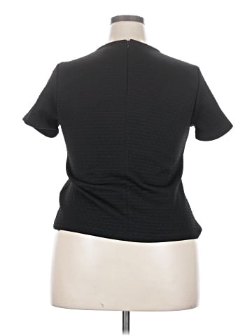 Adrienne Vittadini Short Sleeve T-Shirt (view 2)