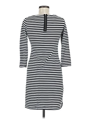 Xhilaration Casual Dress (view 2)