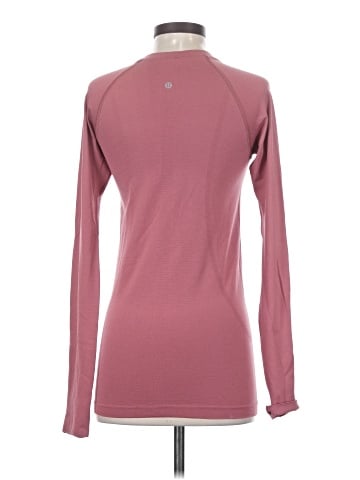 Lululemon Athletica Long Sleeve T-Shirt (view 2)