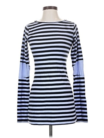 Lululemon Athletica Casual Dress (view 1)