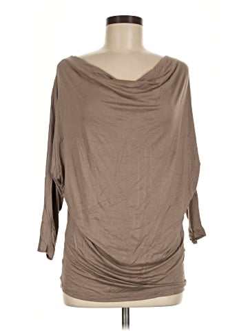 Old Navy 3/4 Sleeve T-Shirt (view 1)