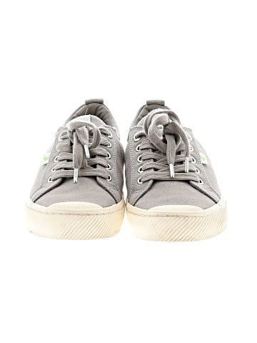 Cariuma Sneakers (view 2)