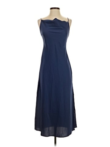 Urban Outfitters Casual Dress (view 1)