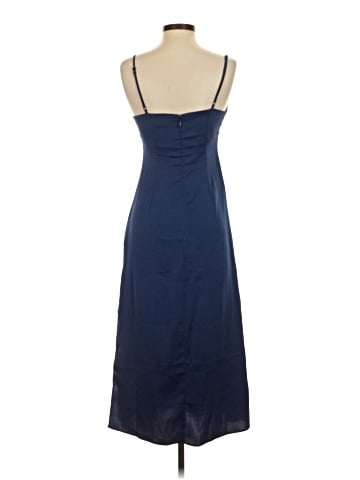 Urban Outfitters Casual Dress (view 2)