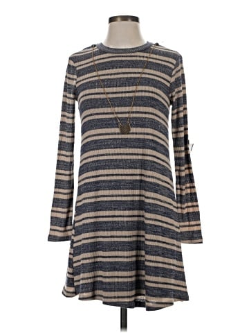 Jodi Kristopher Casual Dress (view 1)