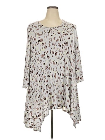 LOGO by Lori Goldstein 3/4 Sleeve Blouse (view 1)