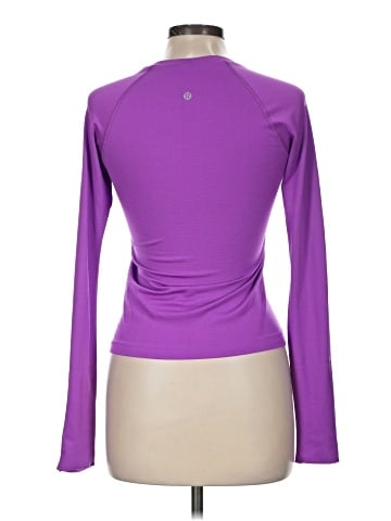 Lululemon Athletica Long Sleeve T-Shirt (view 2)