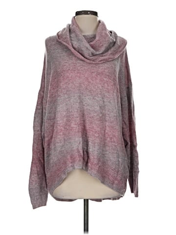 American Eagle Outfitters Pullover Sweater (view 1)