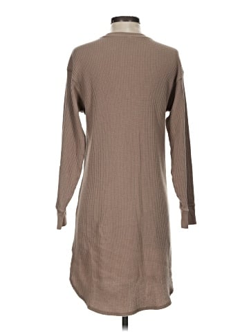Uniqlo Pullover Sweater (view 2)