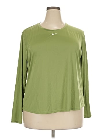 Nike 3/4 Sleeve T-Shirt (view 1)