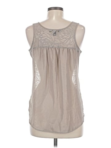 Outback Red Sleeveless Top (view 2)