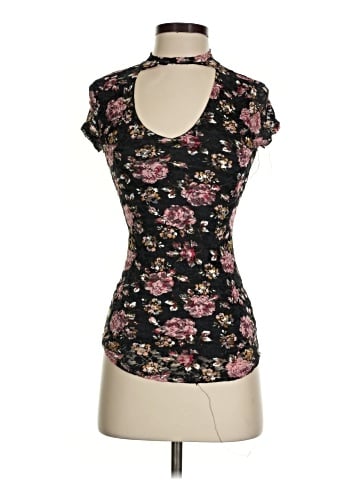 Almost Famous Short Sleeve Top (view 1)