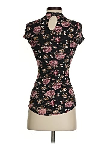 Almost Famous Short Sleeve Top (view 2)
