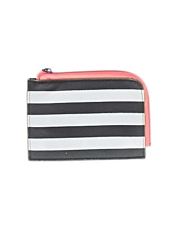Unbranded Wallet (view 1)