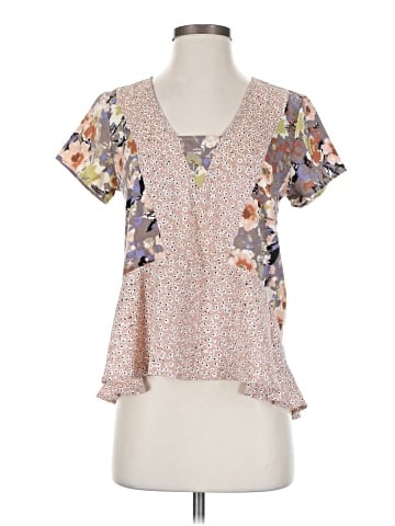 en elle Short Sleeve Blouse (view 1)