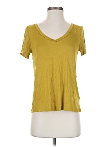 H&M Short Sleeve T-Shirt (view 1)