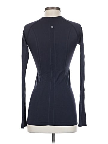 Lululemon Athletica Long Sleeve T-Shirt (view 2)