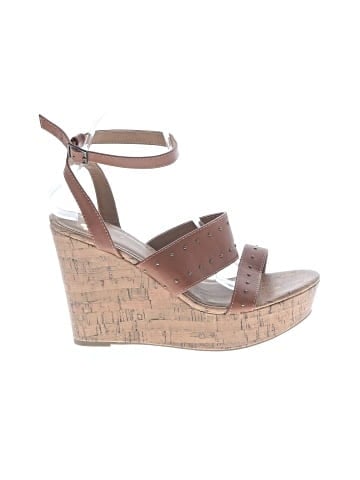 REPORT Wedges (view 1)