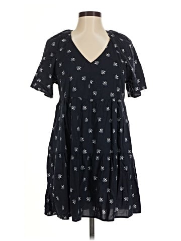 Old Navy Casual Dress (view 1)