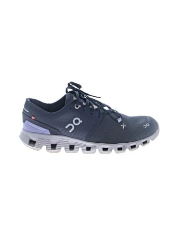 On Cloud Sneakers (view 1)