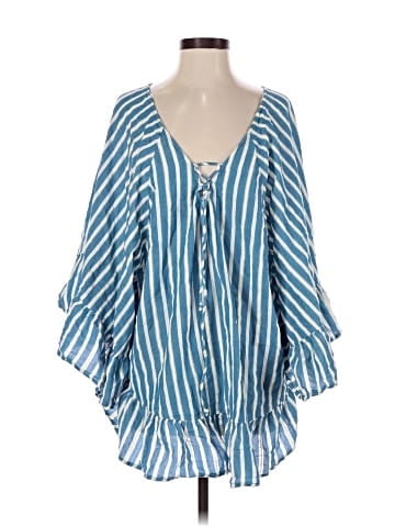 O'Neill 3/4 Sleeve Blouse (view 1)