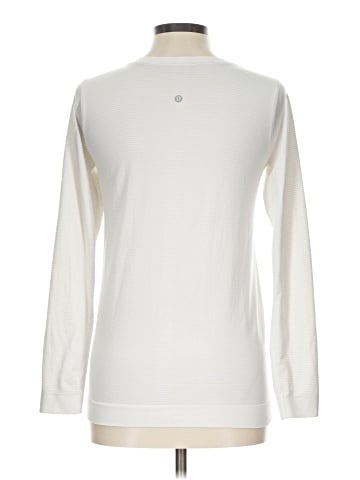 Lululemon Athletica Long Sleeve T-Shirt (view 2)
