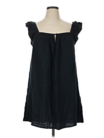 Vineyard Vines Casual Dress (view 1)